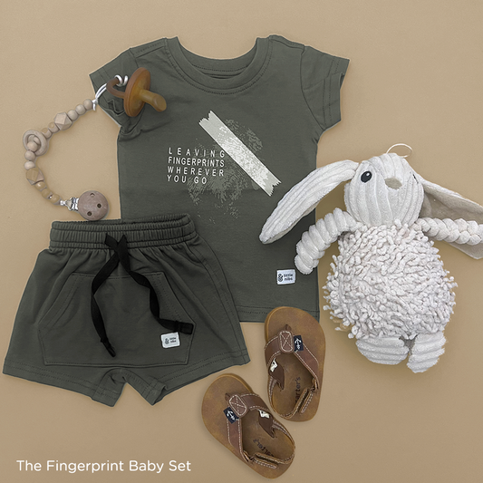 The Fingerprint Set For Baby Boys (T-Shirt and Shorts ONLY)