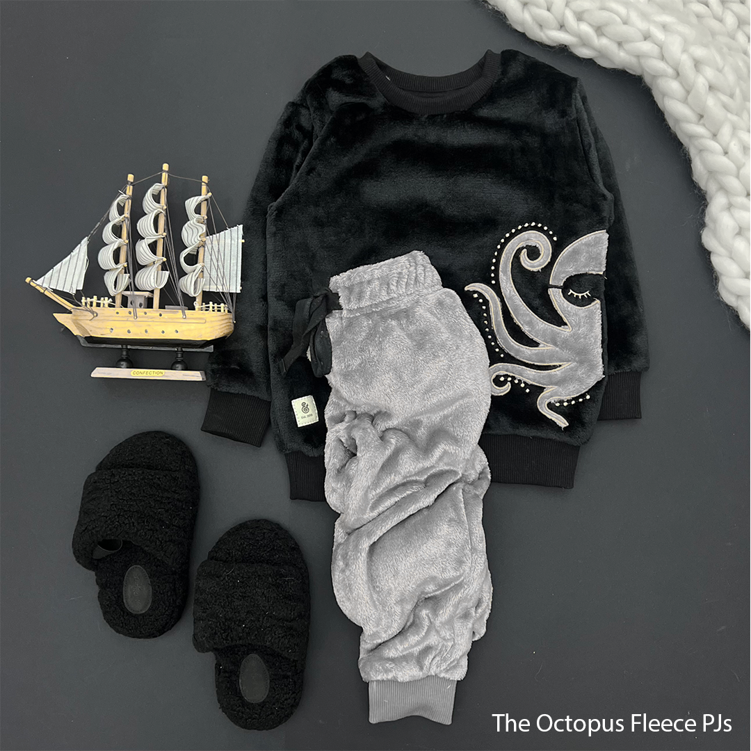 The Octopus in Gray Men Fleece PJs